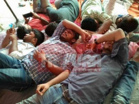 After 5 day’s hunger strike, unemployed youths fooled by CPI-M Govt : false advertisement for 116 posts by Agriculture Dept generates resentment, Statewide mass-deprivation continue After 5 day’s hunger strike, unemployed youths fooled by CPI-M Govt : false advertisement for 116 posts by Agriculture Dept generates resentment, Statewide mass-deprivation continue
